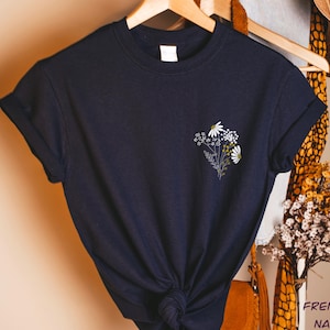 Embroidered Organic Cotton T-shirt Embroidered Wildflowers Daisy Embroidered Flower T shirt Organic Clothing Botanical Tee Cottagecore